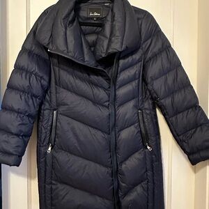 Sam Edelman Navy Quilted Puffer Coat with High Collar and Mid-Length Design